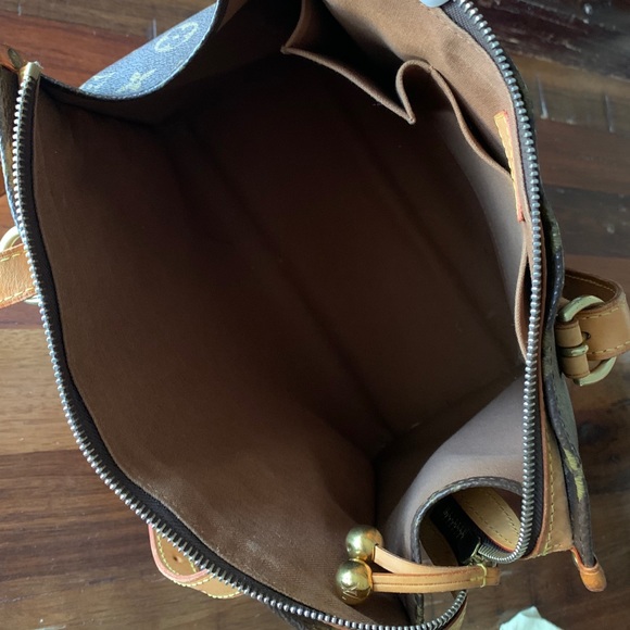 Louis Vuitton LV monogram Poppincourt Haute tote - Picture 9 of 16